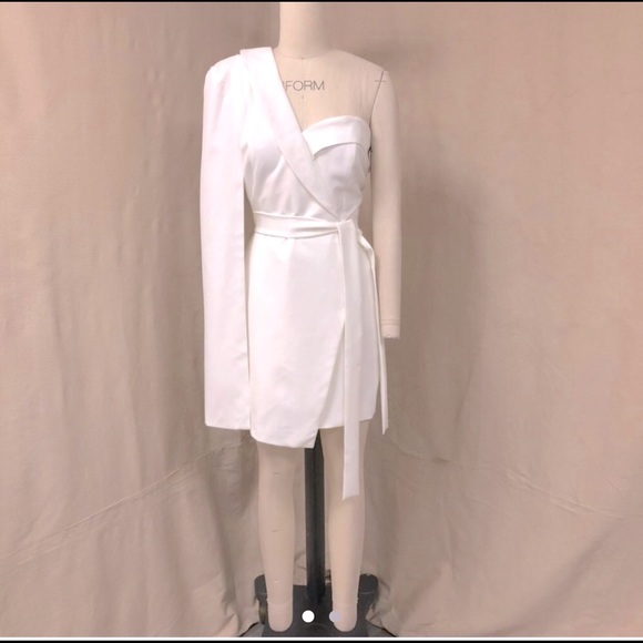 Stunning Lavish Alice cape Dress - Picture 2 of 7